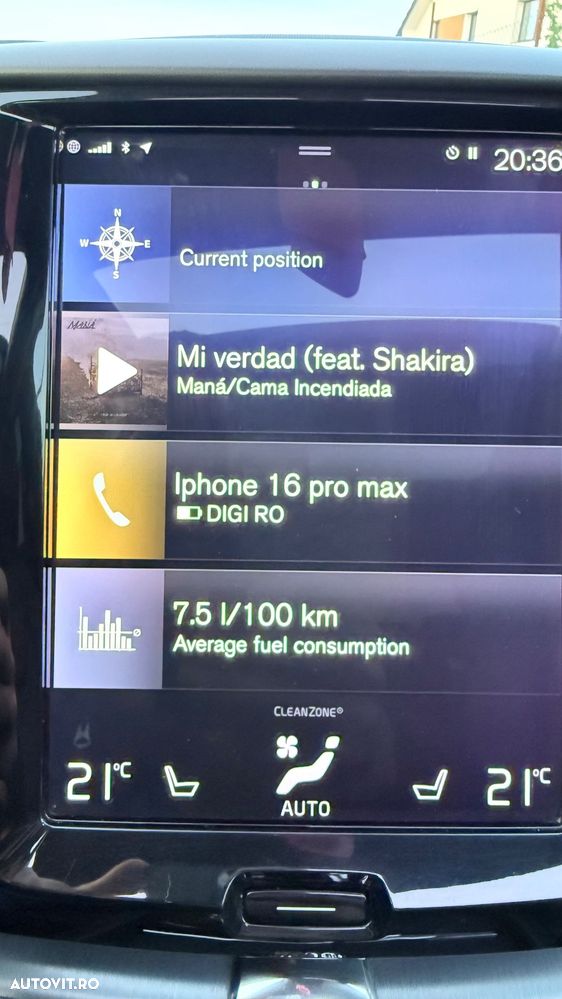 Volvo XC 60 T8 Twin Engine AWD Geartronic Momentum - 31