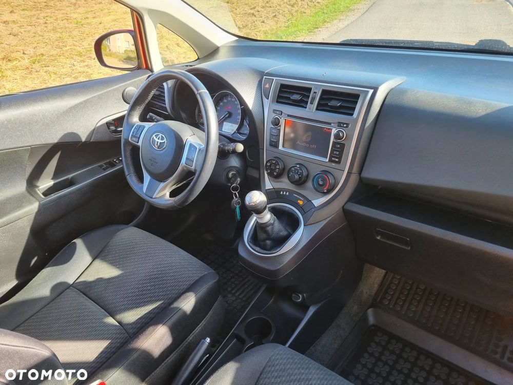 Toyota Verso S 1.33 VVT-i Comfort - 17