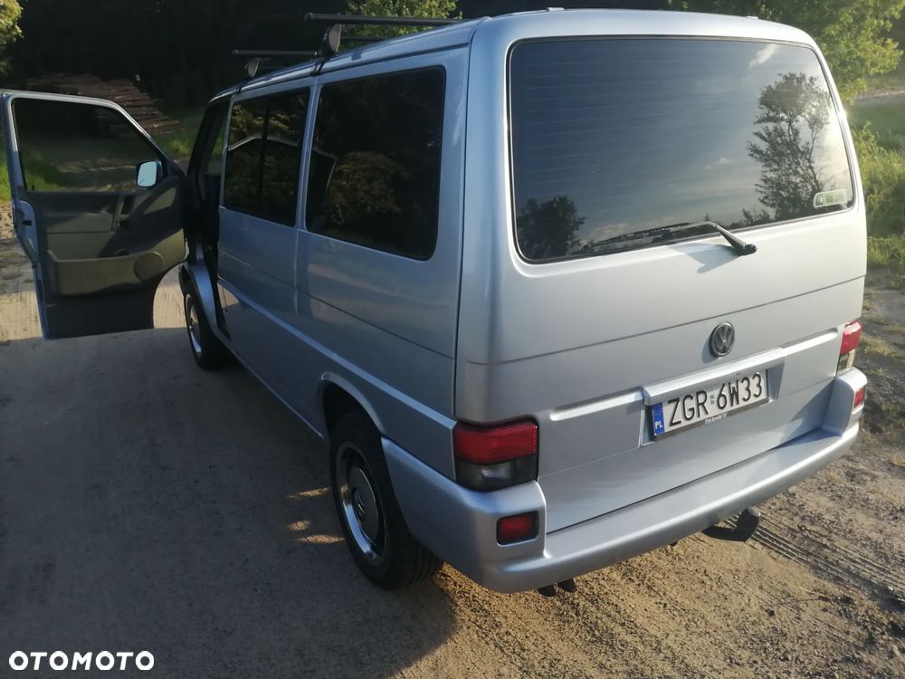 Volkswagen Multivan Standard - 13