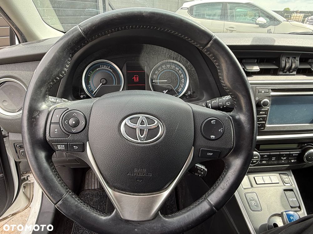 Toyota Auris - 14