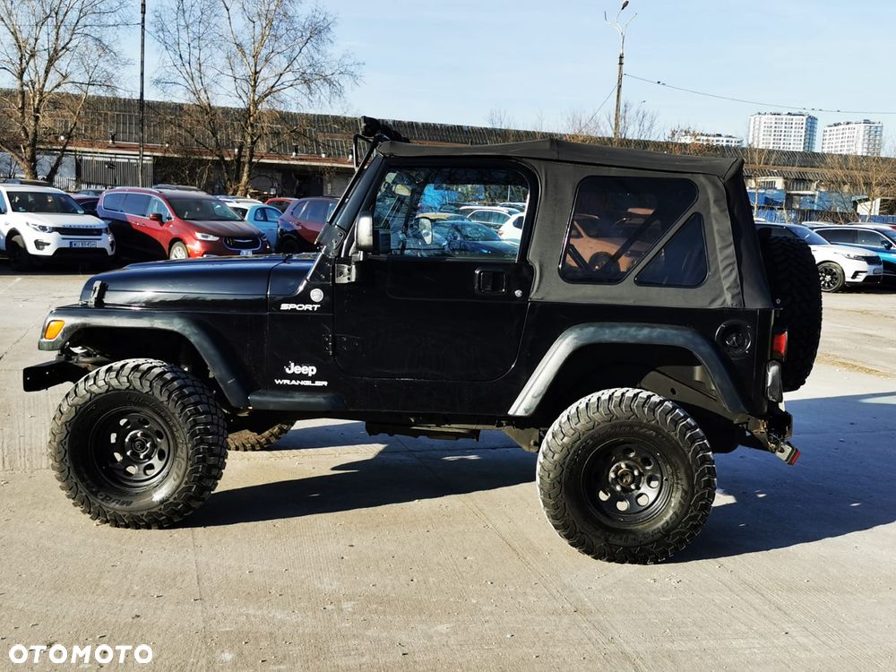 Jeep Wrangler 4.0 Sahara - 14