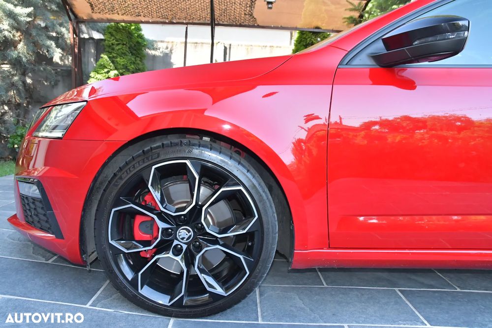 Skoda Octavia 2.0 245 TSI RS - 10