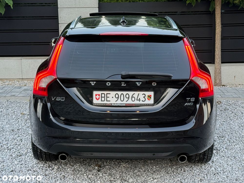 Volvo V60 T6 AWD Geartronic Momentum - 11