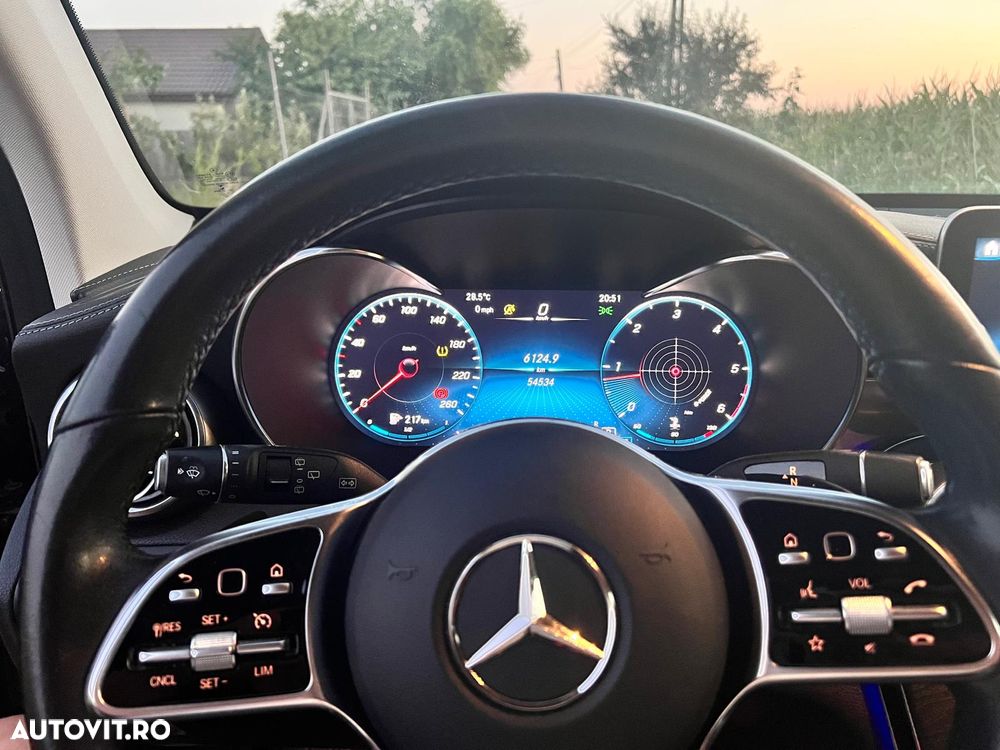 Mercedes-Benz GLC 220 d 4MATIC - 9