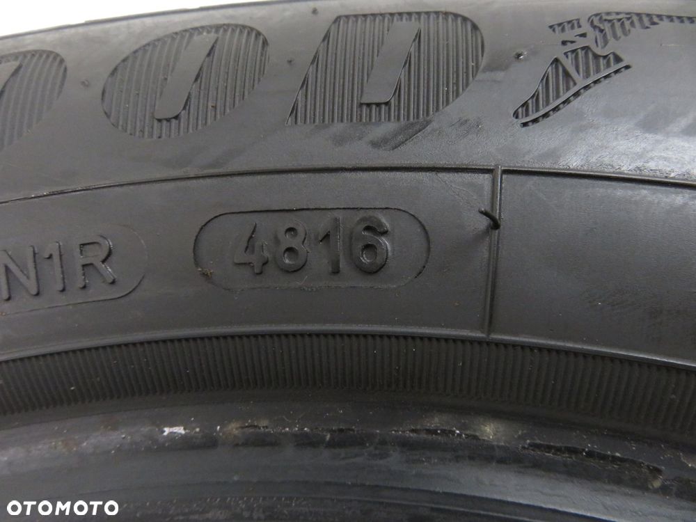 2x 165/65R15 OPONY LETNIE Goodyear EfficientGrip Compact 81T - 3