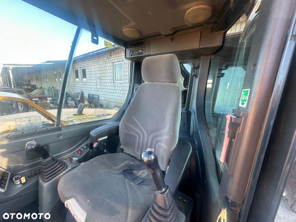 Hyundai Koparka Gąsienicowa HYUNDAI ROBEX 80 80CR-9 Waga 8.3 Tony - 12