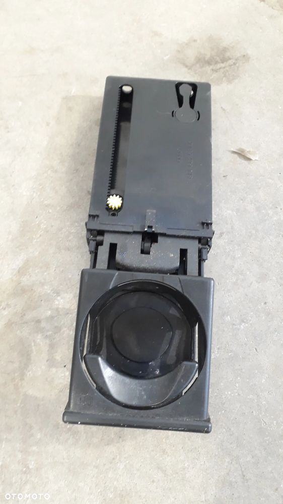 cupholder uchwyt na kubek 8L0862534C A3 8L 1.6 lift - 2
