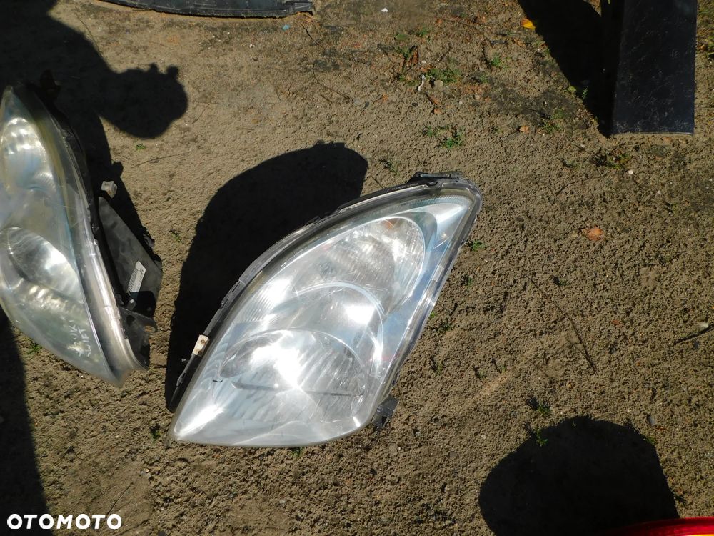 suzuki swift lampa prawa WYSYŁKA - 1