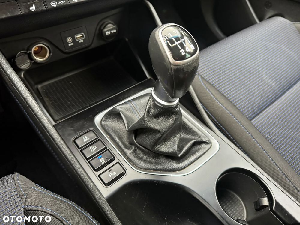 Hyundai Tucson 1.7 CRDI BlueDrive GO 2WD - 18