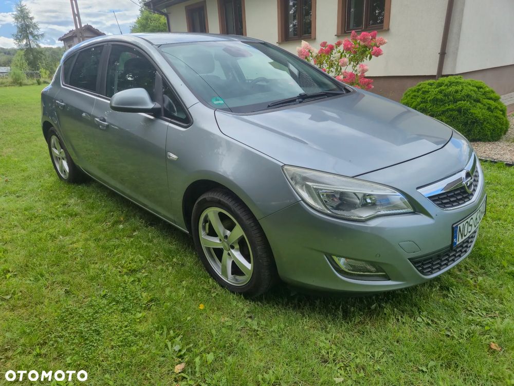 Opel Astra 1.4 T Cosmo - 6