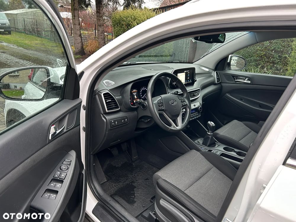 Hyundai Tucson 1.6 GDI BlueDrive Style 2WD - 8