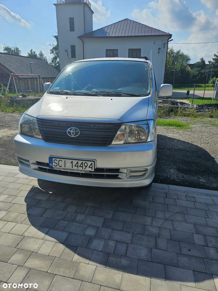 Toyota Hiace - 9
