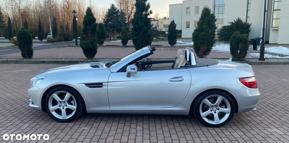 Mercedes-Benz SLK 250 CGI - 14