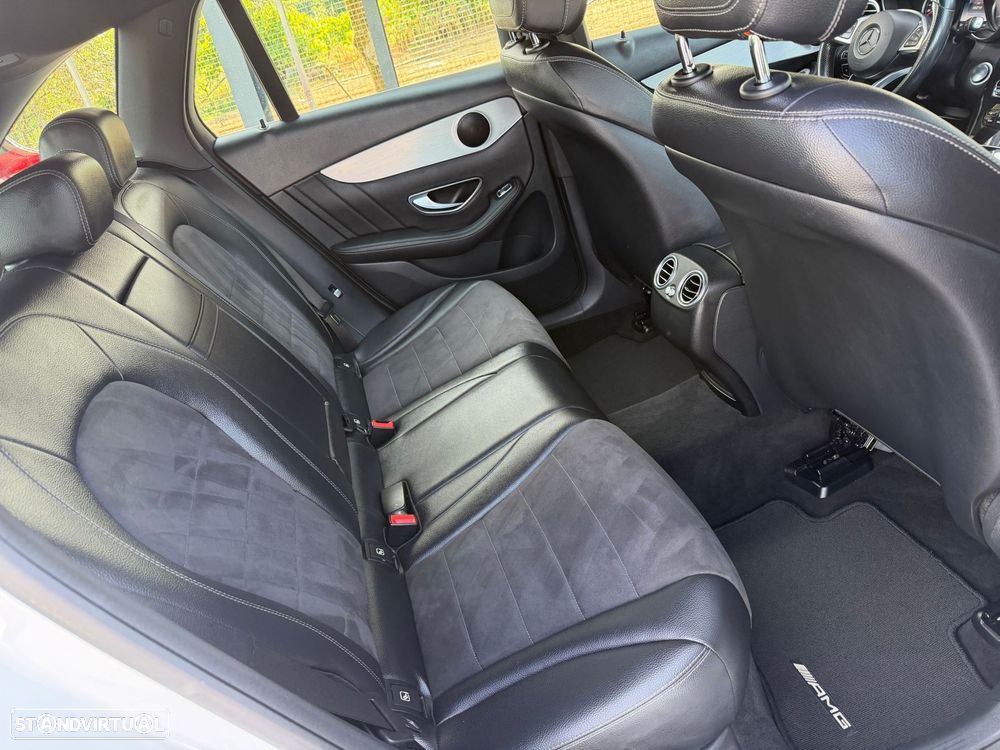 Mercedes-Benz GLC 220 - 12