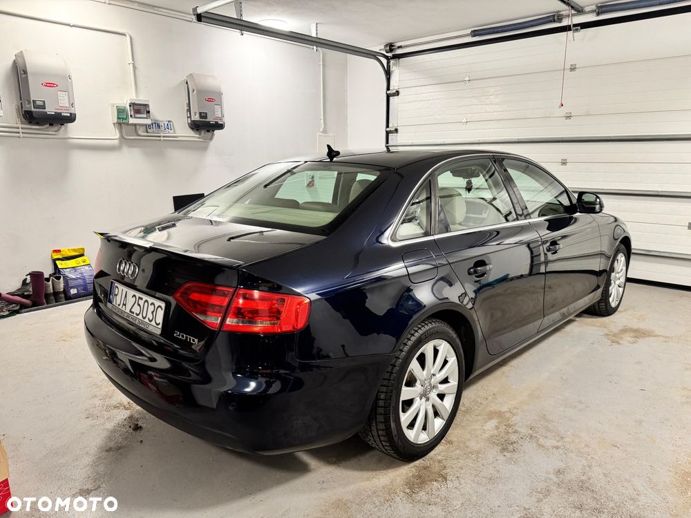 Audi A4 Limousine 2.0 TDI - 11