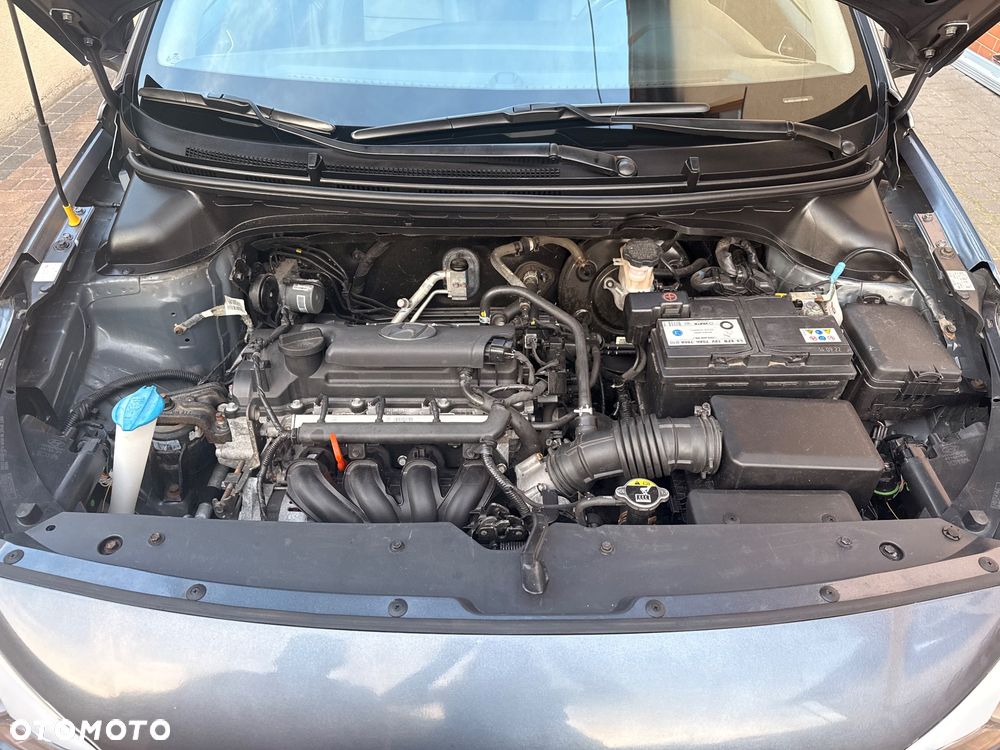 Hyundai i20 1.4 Premium - 13