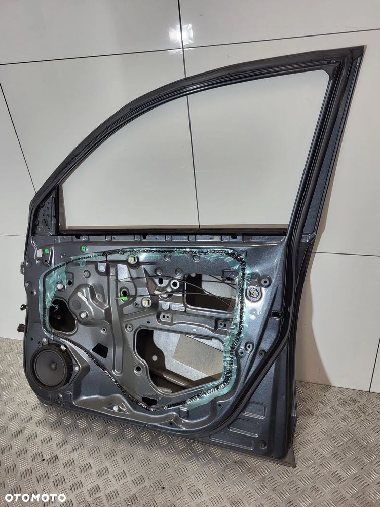 Toyota Rav4 III Drzwi Prawy Przód 1E0 - 10