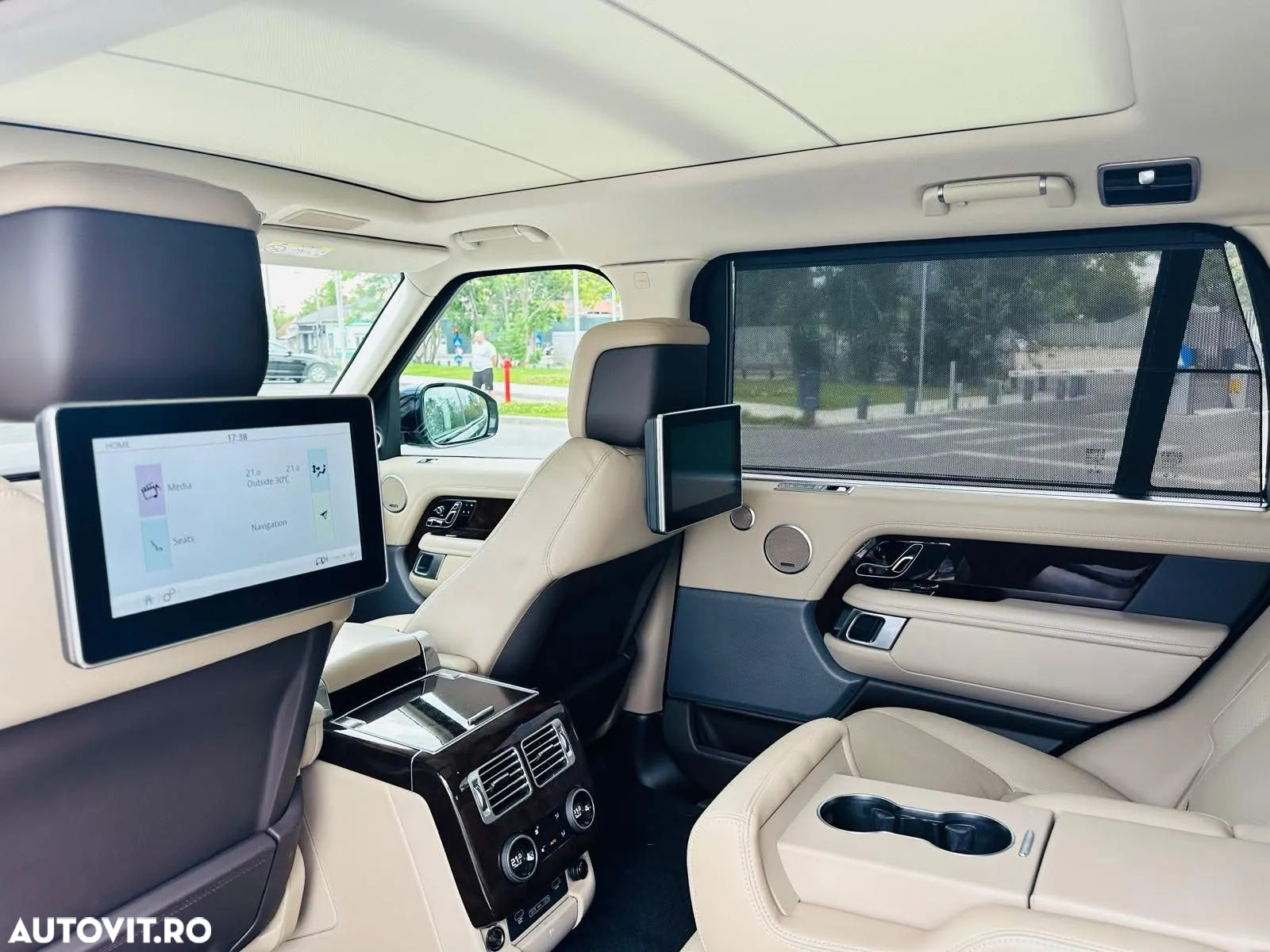 Land Rover Range Rover 3.0 I6 D350 MHEV LWB Autobiography - 4