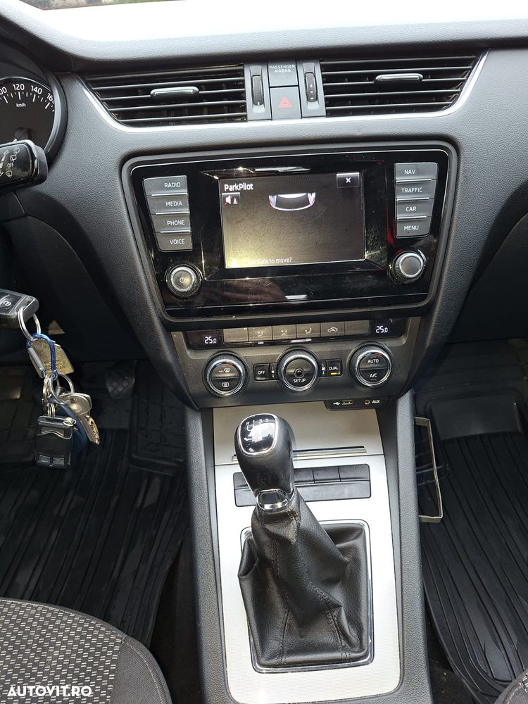 Skoda Octavia 1.6 TDI Classic - 9