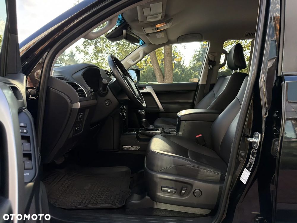 Toyota Land Cruiser LC 2.8 D-4D Executive - 23