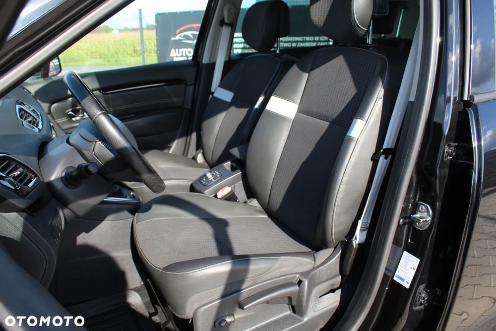Renault Scenic ENERGY TCe 115 Bose Edition - 17