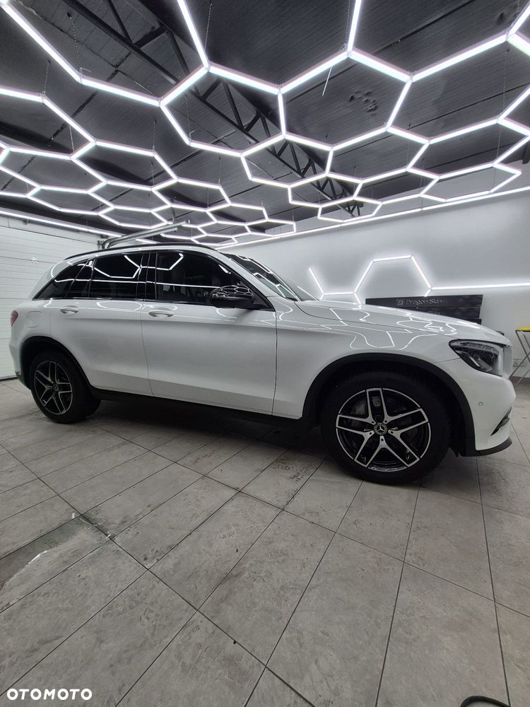 Mercedes-Benz GLC - 9