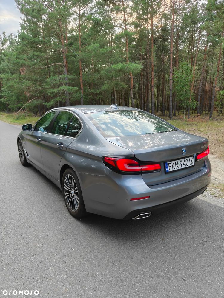 BMW Seria 5 530e Luxury Line - 18