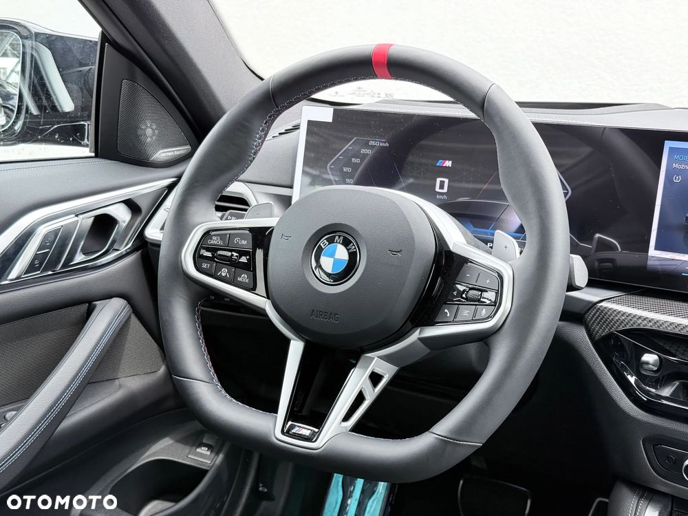BMW Seria 4 M440i xDrive mHEV - 36