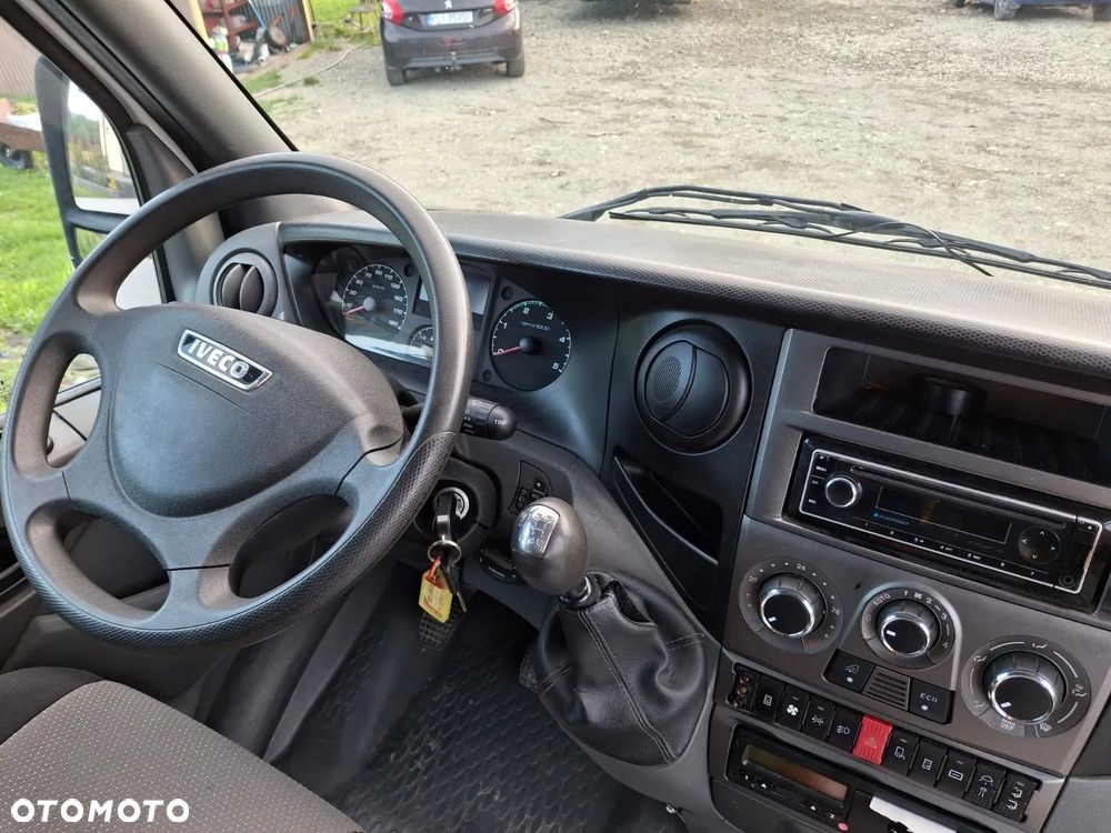 Iveco Daily XXL sprowadzone super stan 74 900 netto - 13