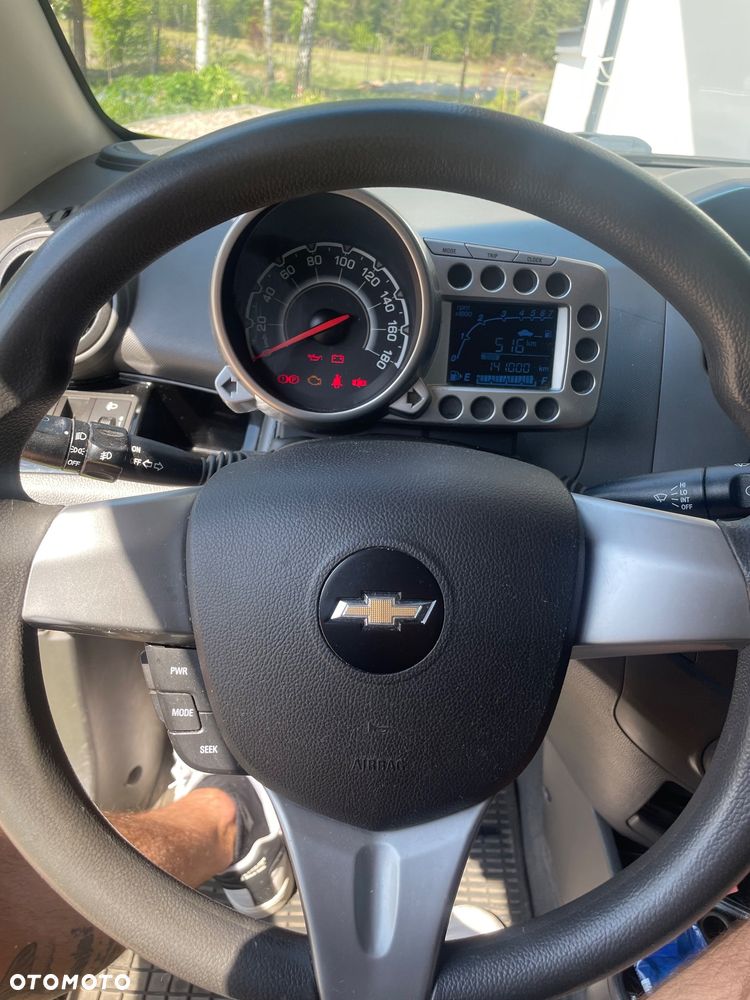 Chevrolet Spark 1.0 LS - 9