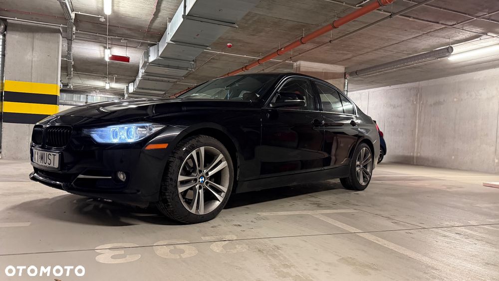 BMW Seria 3 328i xDrive Sport-Aut Sport Line - 13