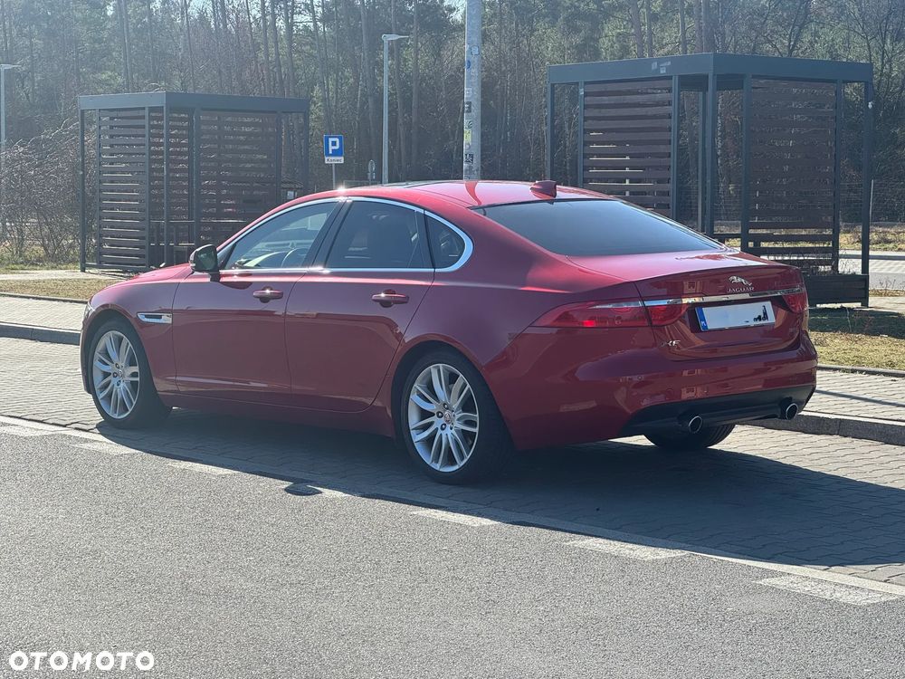 Jaguar XF 3.0 V6 Kompressor - 8
