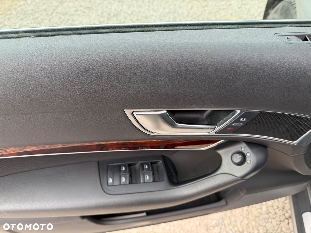 Audi A6 Avant 2.4 - 27