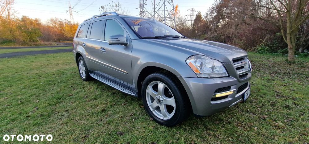 Mercedes-Benz GL 320 CDI 4Matic 7G-TRONIC - 22