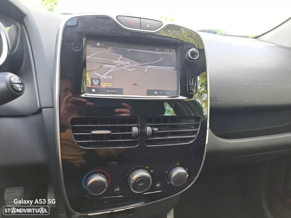 Renault Clio Sport Tourer 0.9 TCe Limited - 12