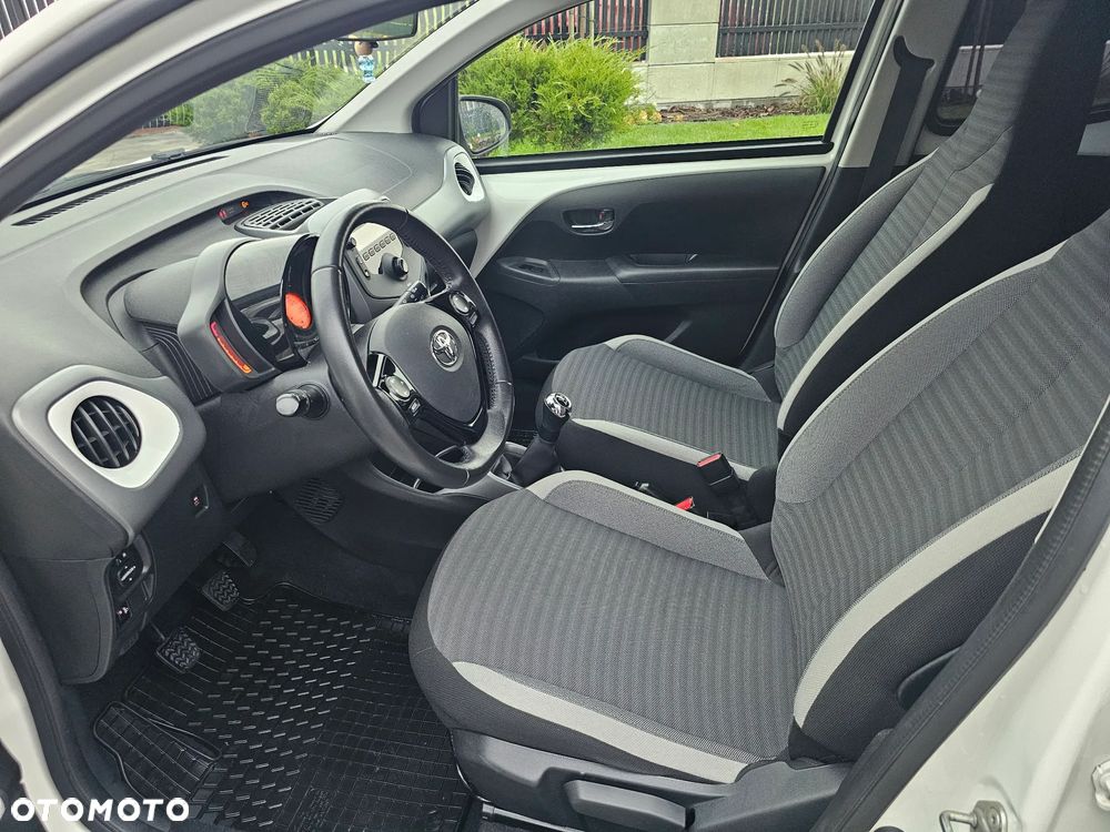 Toyota Aygo - 12