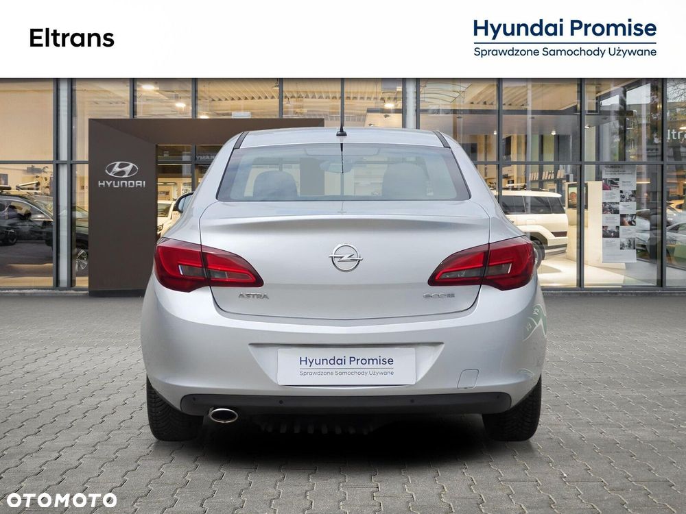 Opel Astra - 5