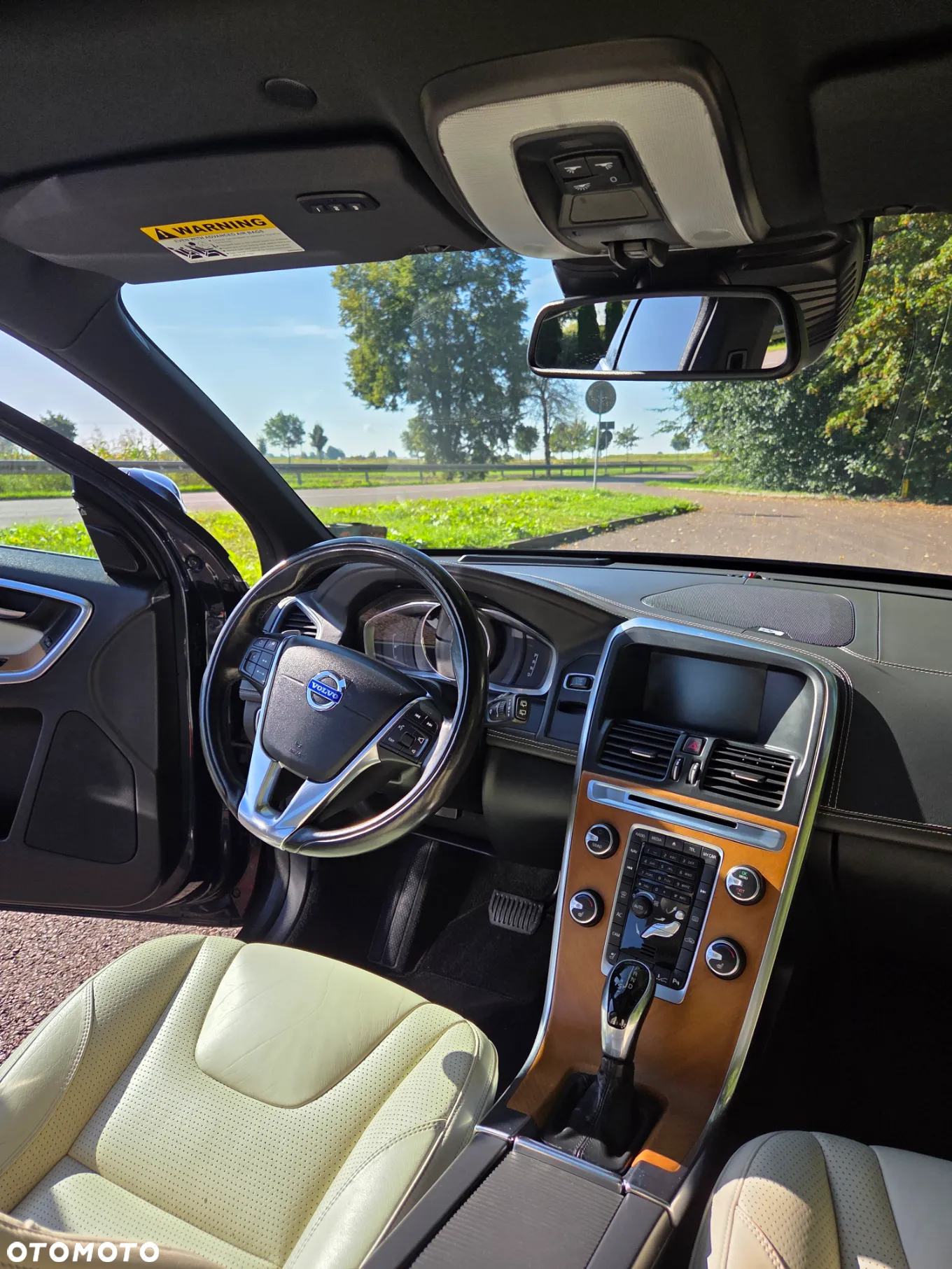 Volvo XC 60 - 4