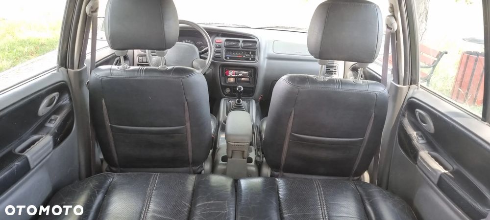 Suzuki Vitara - 21