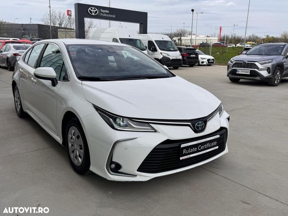 Toyota Corolla 1.8 HSD Business - 6