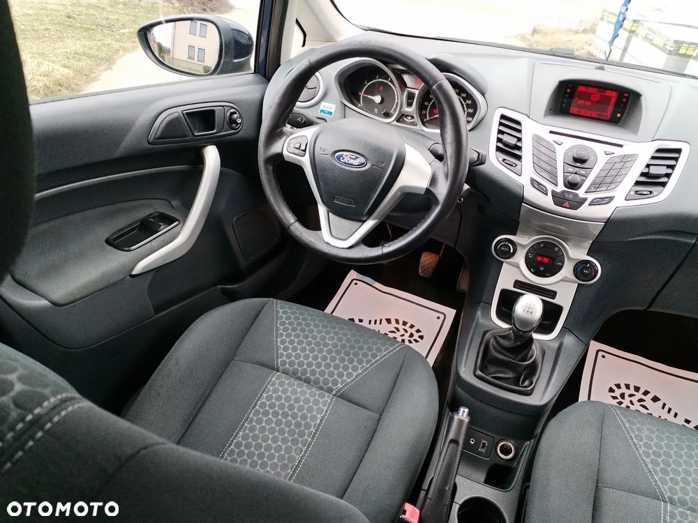 Ford Fiesta - 19