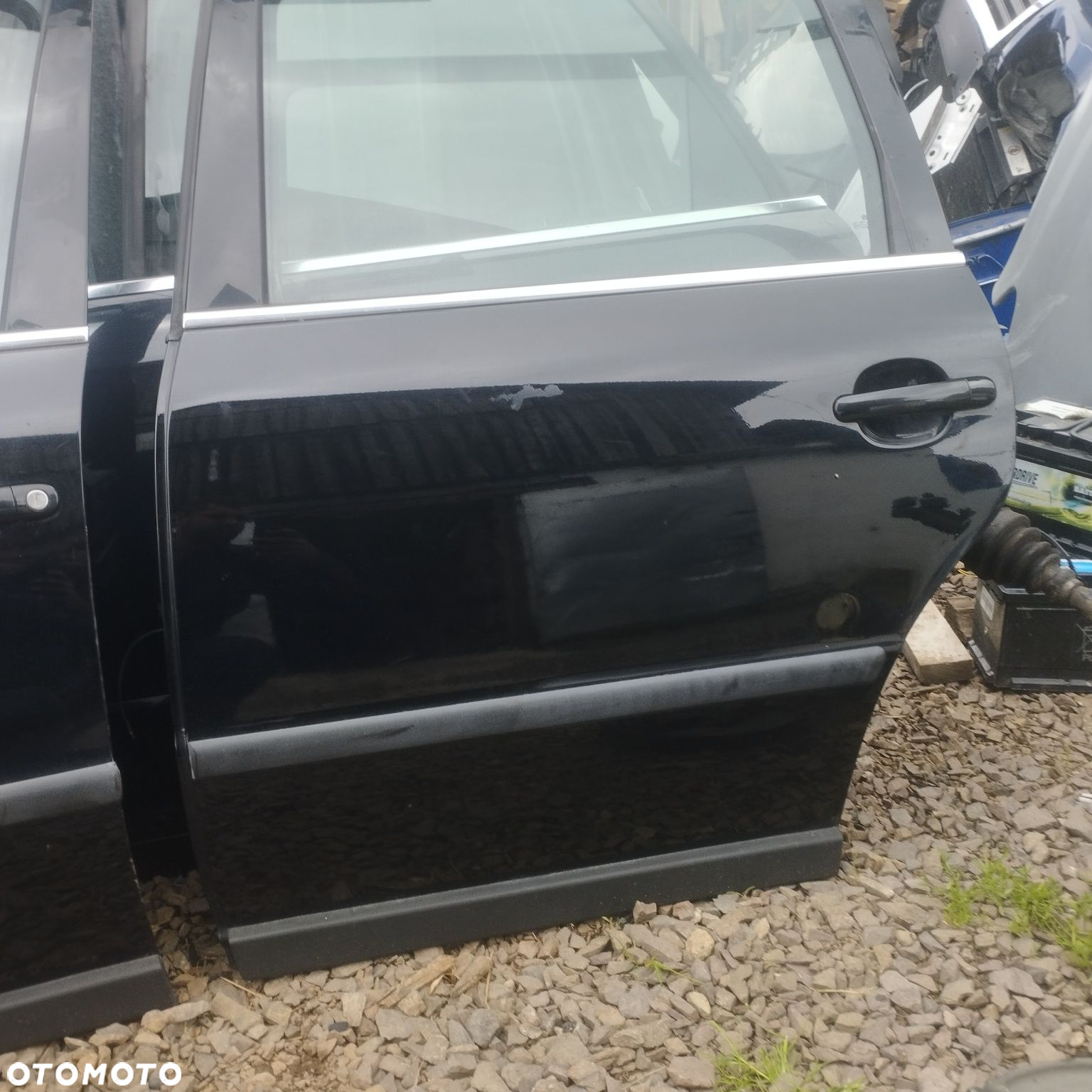 Volkswagen passat B5 fl kombi drzwi tył lewe kompletne L041 - 2