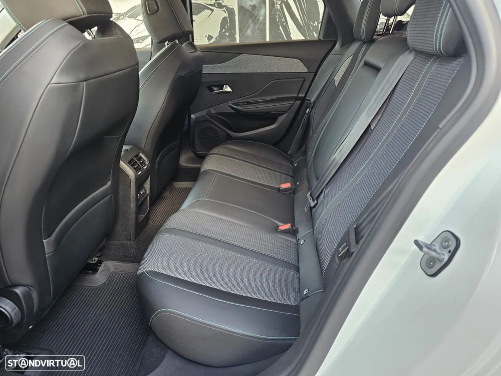 Peugeot 308 SW 1.5 BlueHDi Allure - 18