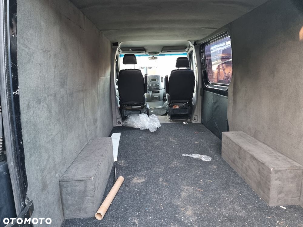 Mercedes-Benz Sprinter - 5