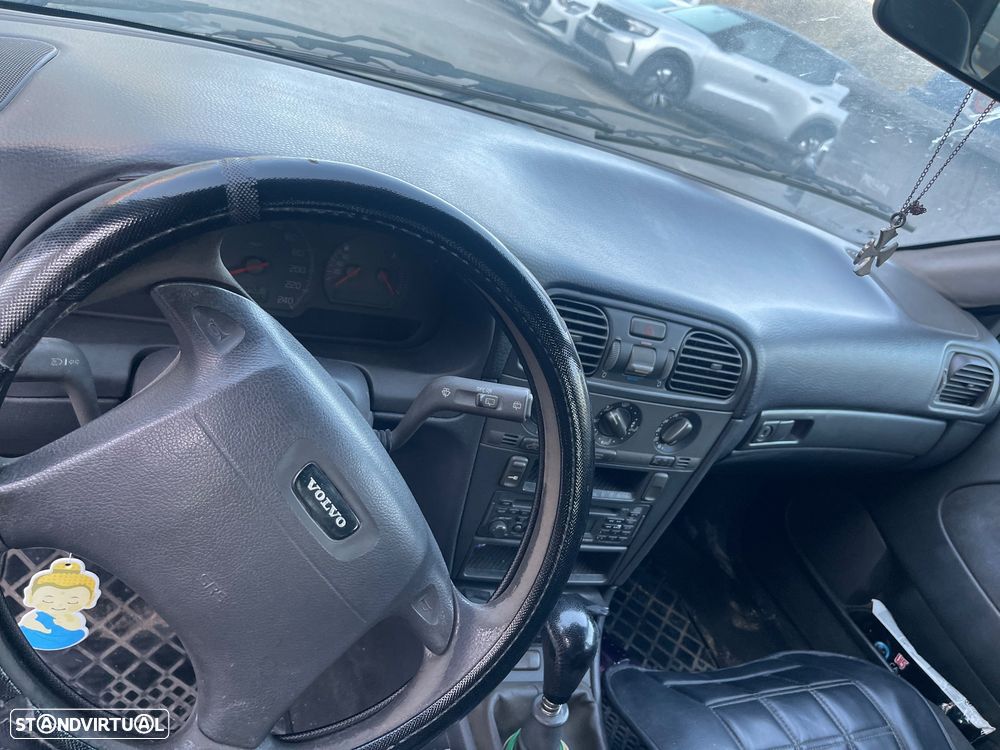 Volvo V40 1.9 D - 5