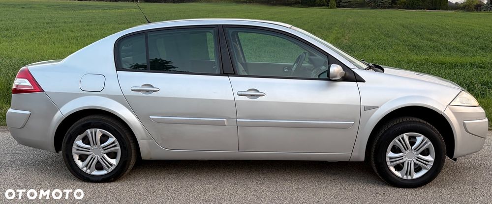 Renault Megane 1.6 Confort Privilege - 6