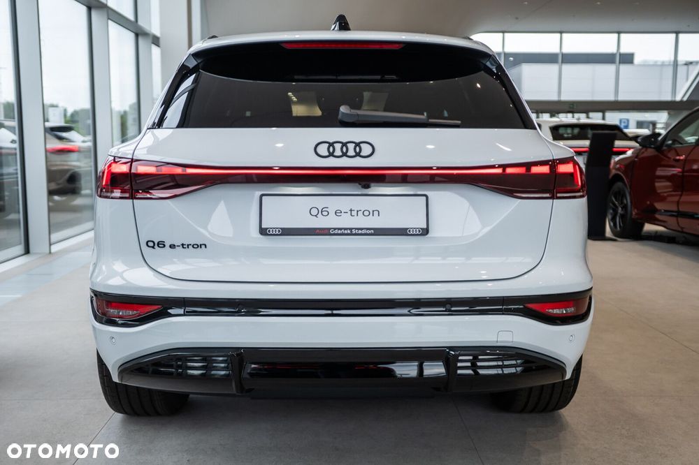 Audi Q6 e-tron - 5