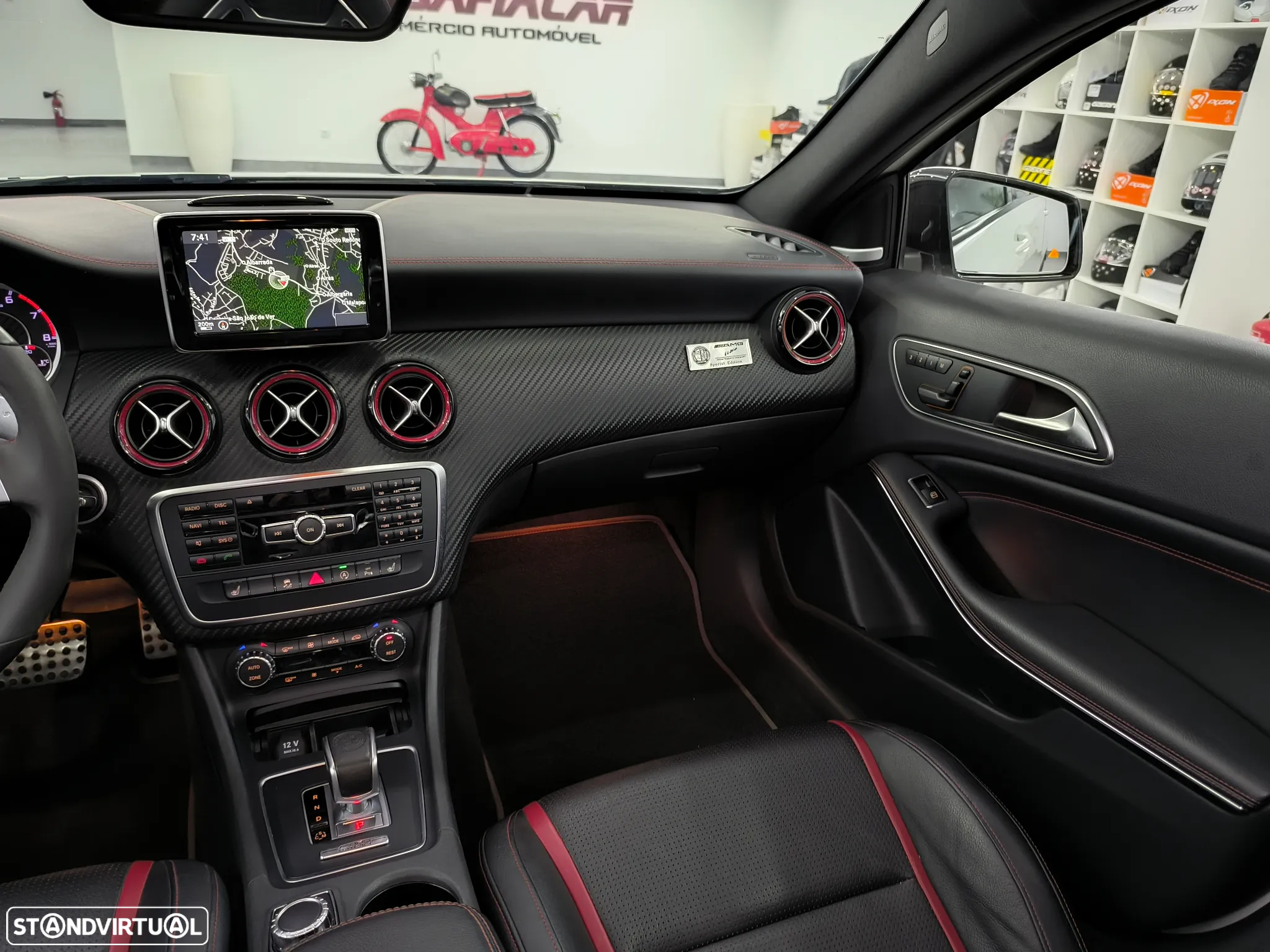 Mercedes-Benz A 45 AMG 4Matic Speedshift 7G-DCT - 39