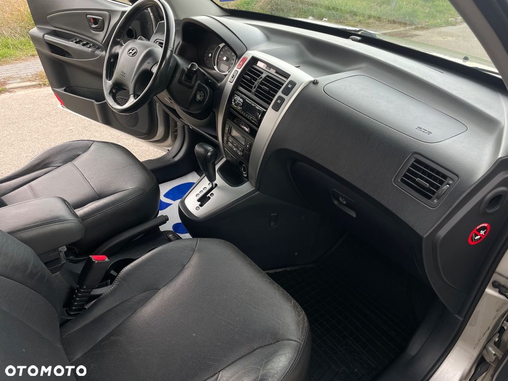 Hyundai Tucson 2.0 CRDi VGT 2WD Automatik GLS - 16