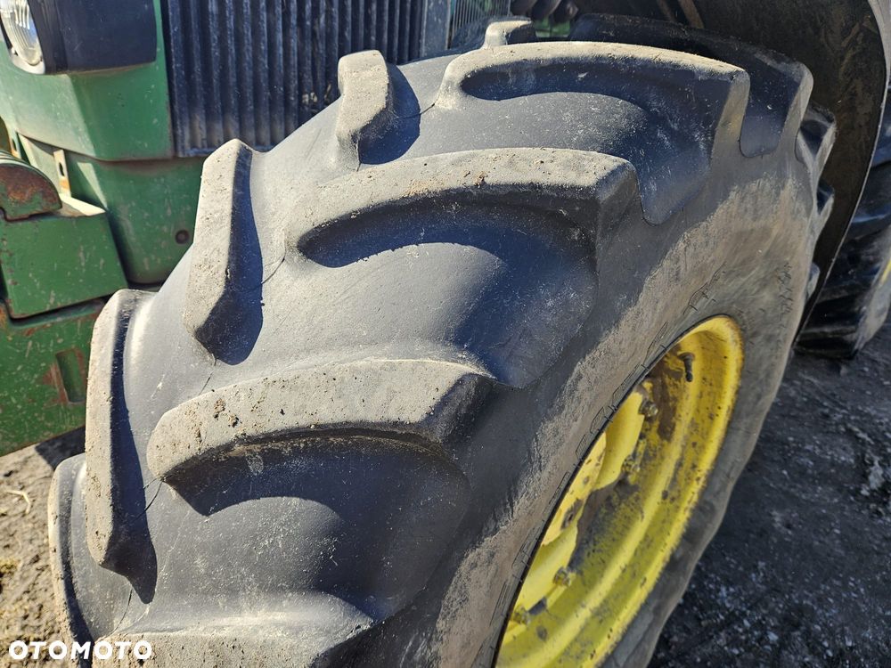 John Deere 3650 - 13